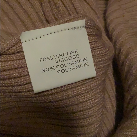 Beautiful Sweater top - Picture 5 of 5